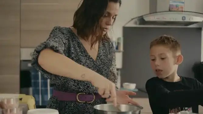 Estelle, passionnée, témoigne de la qualité de vie en Loir-et-Cher. Elle est chargée de recrutement au Centre Hospitalier Simone Veil de Blois